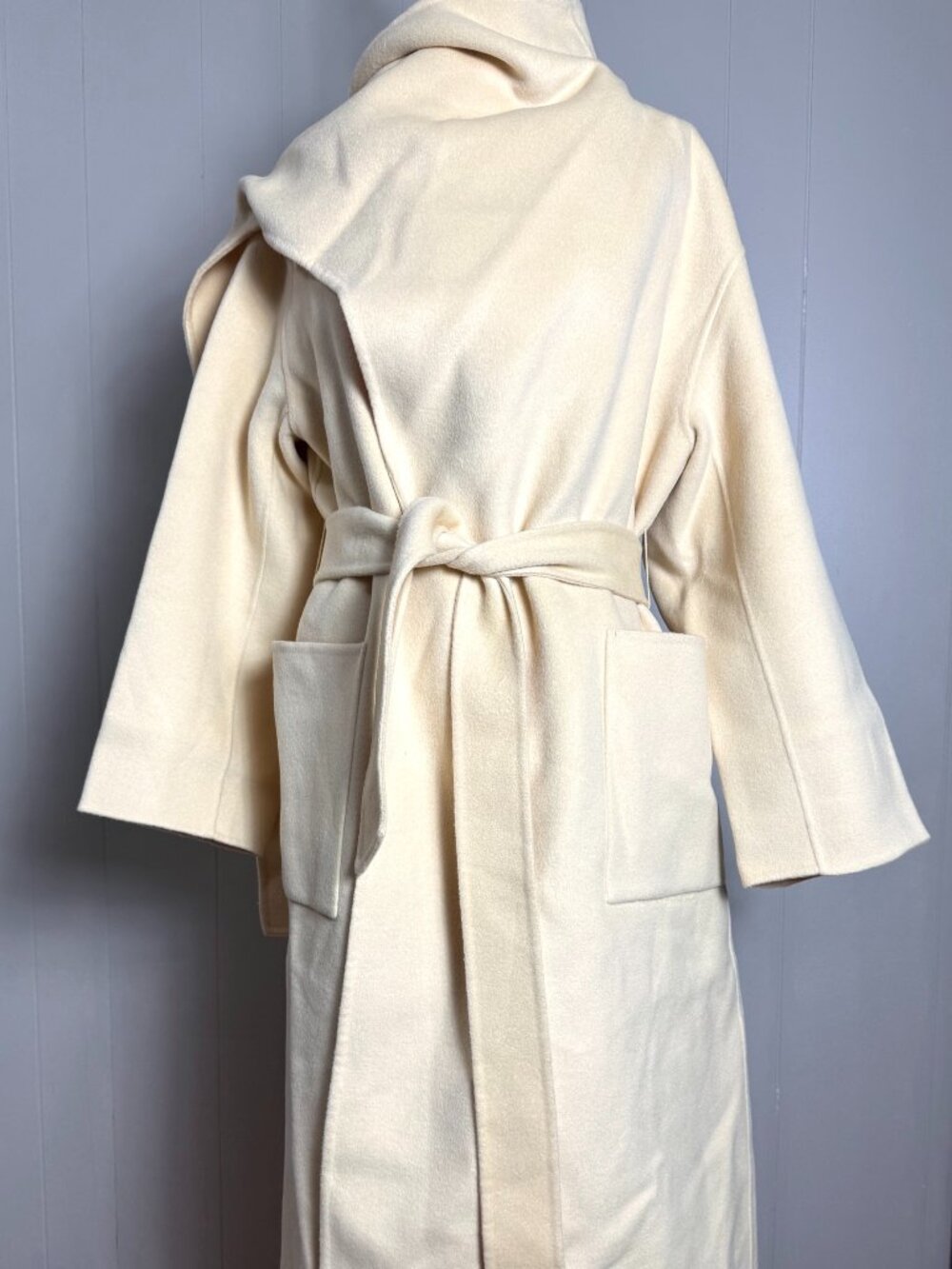 BNWT AMANDA UPRICHARD Kennedy Long Coat with Scarf in Natural (Yellow) sz Medium